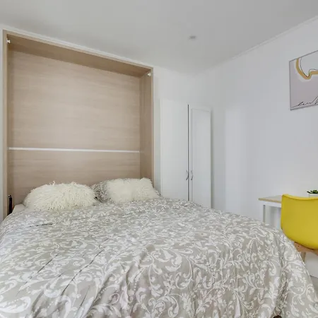 Chic Studio Near Paris Apartamento *