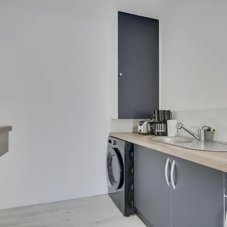 Chic Studio Near Paris Apartamento *
